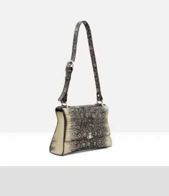 bolso pequeo bianca 2 1 330x382 - Bolso peque&ntilde;o Bianca