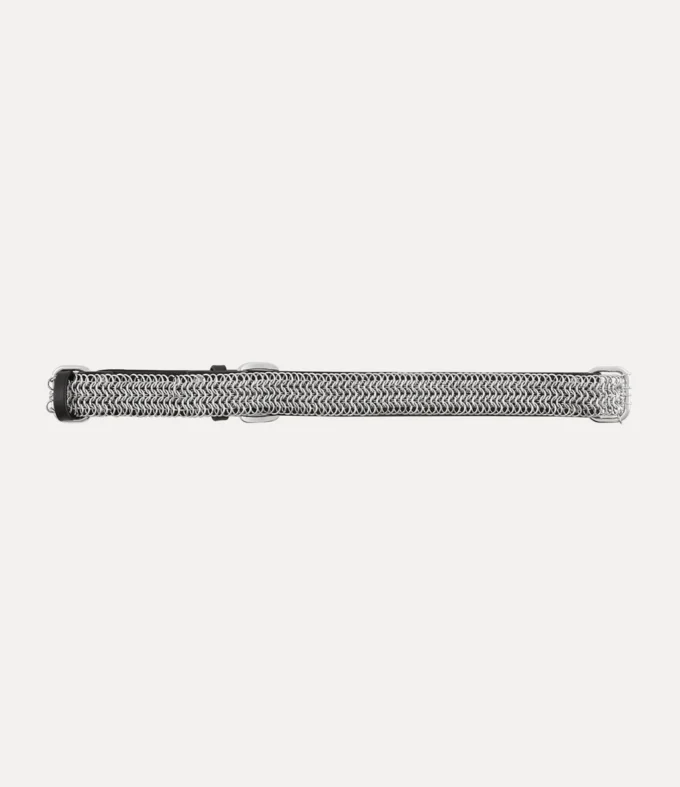 Cinturón de cuero con cadena