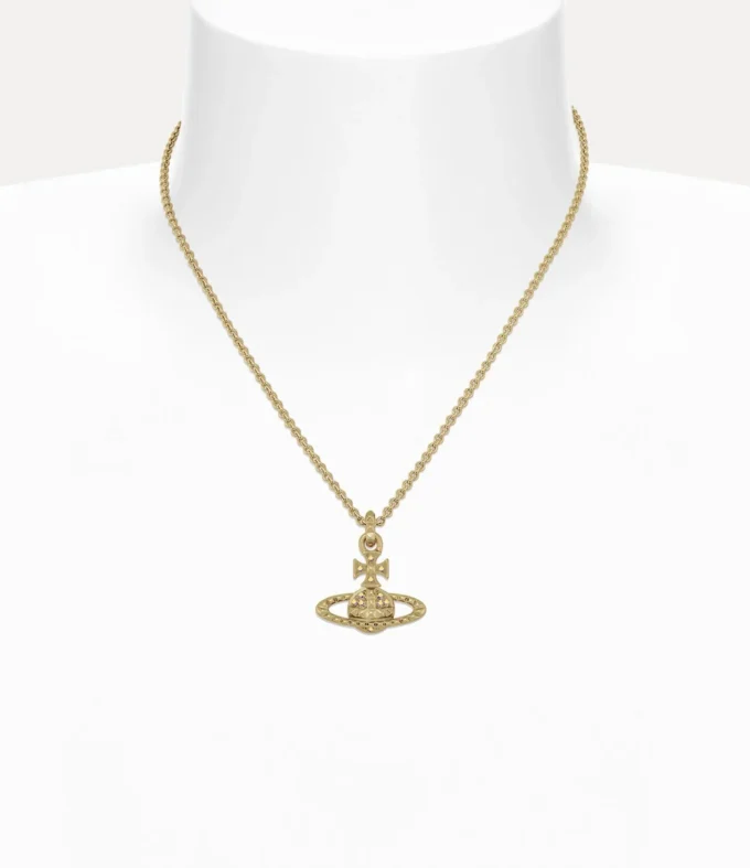 Collar con colgante Mayfair Bas Relief Collar con colgante Mayfair Bas Relief