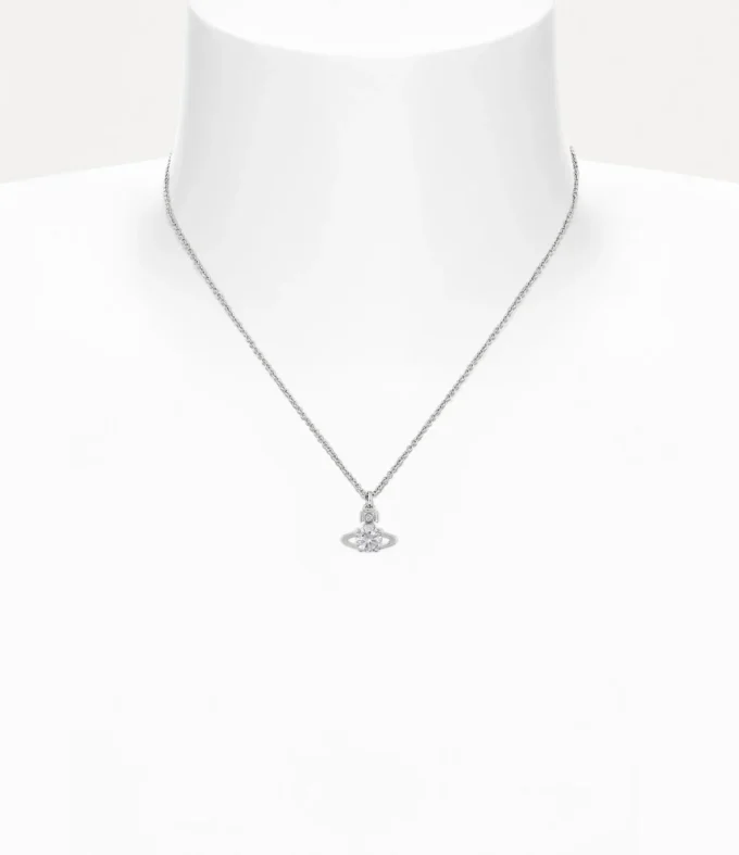 Collar con colgante Reina Collar con colgante Reina