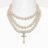 Gargantilla de tres filas con perlas en forma de gota Gargantilla de tres filas con perlas en forma de gota