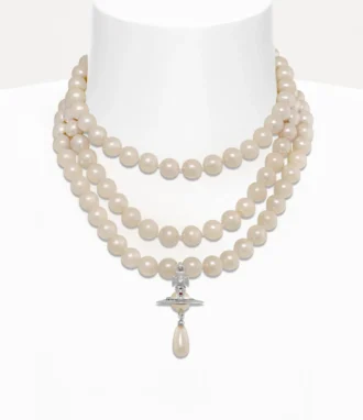 Gargantilla de tres filas con perlas en forma de gota Gargantilla de tres filas con perlas en forma de gota