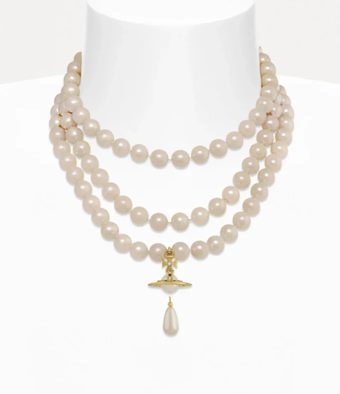 Gargantilla de tres filas con perlas en forma de gota Gargantilla de tres filas con perlas en forma de gota