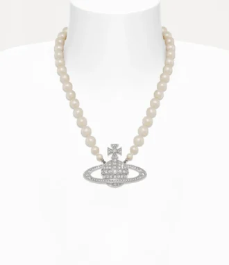 Man. Collar Bas Relief Pearl