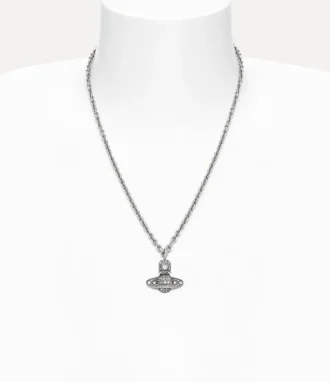 Man. Collar con colgante Carmelo Bas Relief Man. Collar con colgante Carmelo Bas Relief