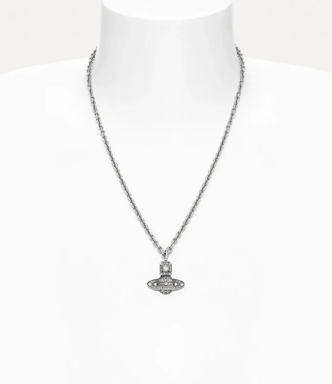 Man. Collar con colgante Carmelo Bas Relief Man. Collar con colgante Carmelo Bas Relief