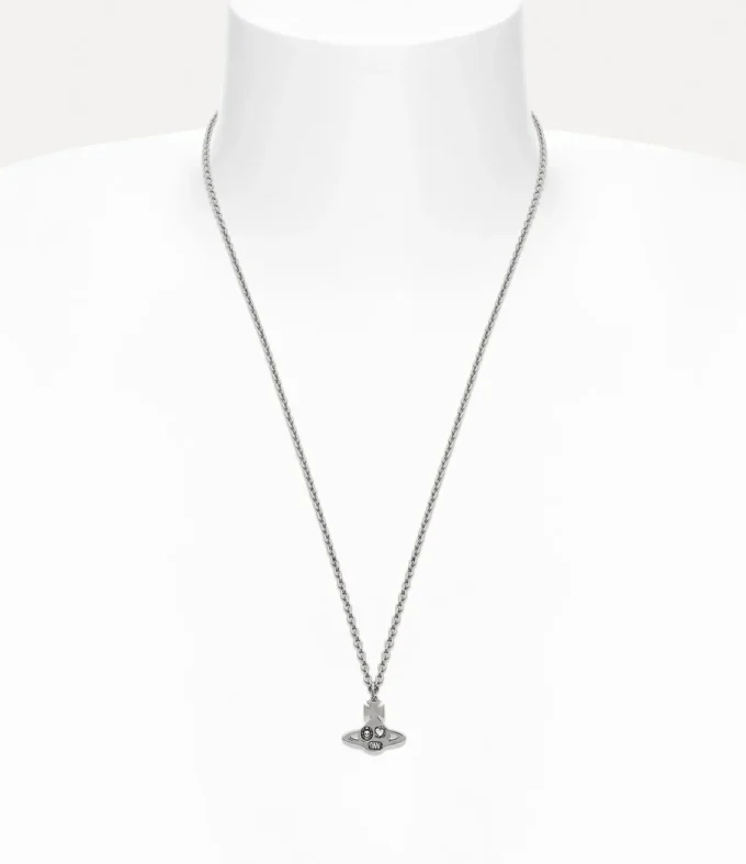 Man. Collar con colgante Crispin Man. Collar con colgante Crispin